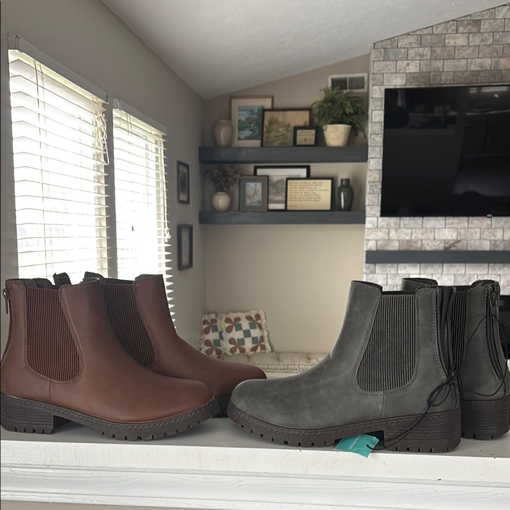 Stylish Brown and Gray Ankle Boots